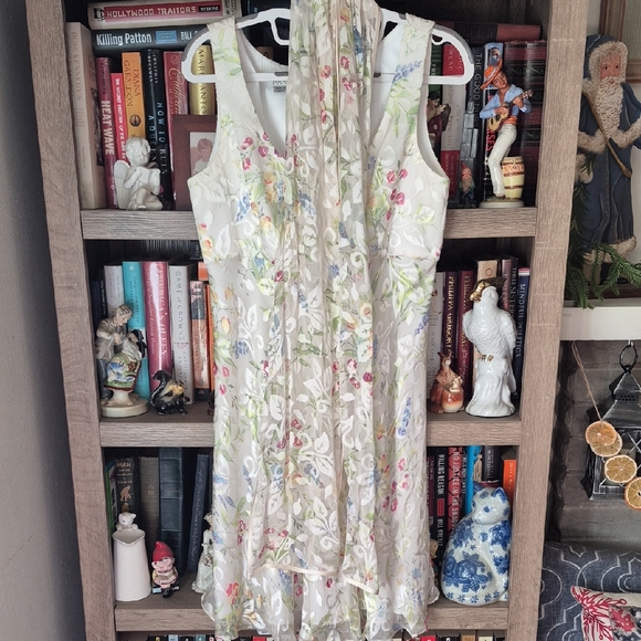 Kay Unger Dresses & Skirts - Kay Unger Floral Mini Dress with Scarf